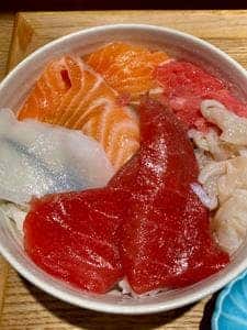 立ち食い海鮮丼 みこ食堂