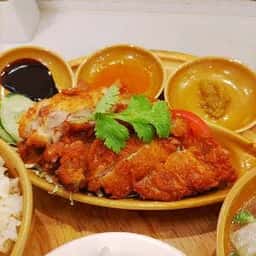 シンガポール海南鶏飯 日本橋三井タワー店