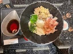 花山うどん 羽田エアポートガーデン店