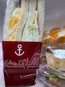 イスズベーカリー 阪神スクラ三宮店