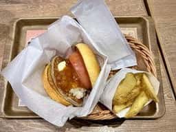 フレッシュネスバーガー 天満橋OMM店