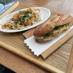Bánh Mì Xin Chào 日本橋店