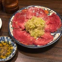 焼肉とホルモン しま