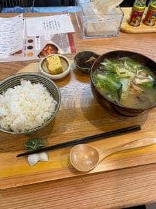 みそ汁や まり福