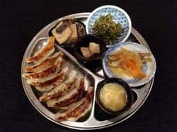 夷川餃子なかじま+ちゅん