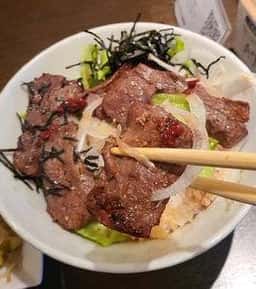 炭火焼肉エイト