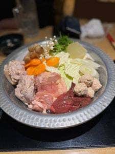 水炊き・もつ鍋・鳥料理 博多華味鳥 新宿三井ビル店 By Myanmar