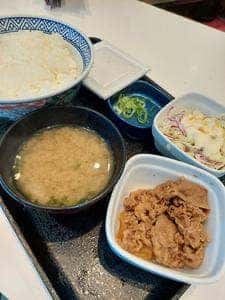 吉野家 品川駅港南口店