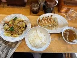 新宿飯店