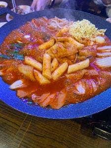 サムギョプサルとチーズタッカルビ食べ放題 韓国料理 豚友家 新大久保店