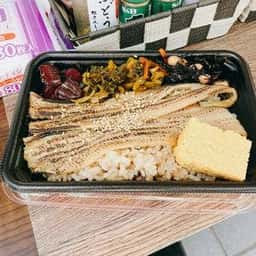 プルデンシャルタワー ネオ屋台村