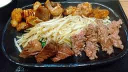 鉄板焼天神ホルモン アミュプラザ長崎店