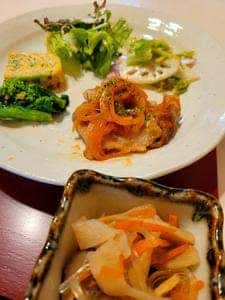 小田の駅 風と土びと