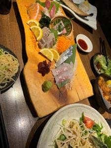 刺身と焼魚 北海道鮮魚店 北口店