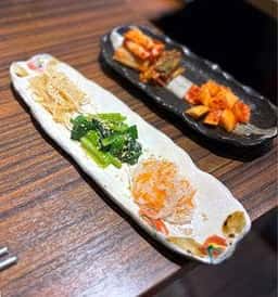 炭火焼肉 深山 神戸三宮店