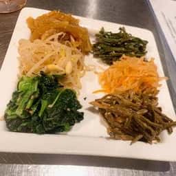 韓国食彩 オモニ 玉宮店