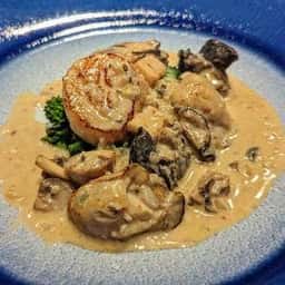 洋食ビストロ TOYAMA