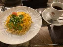 本と珈琲 梟書茶房