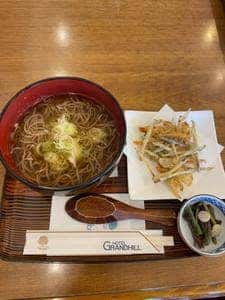 レストラン 三沢空港