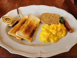 ロイヤルホスト 善福寺店