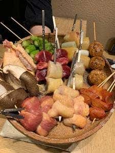 炭火串焼き 登鶏