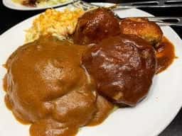 ニッキー・アースティン 長崎駅前店