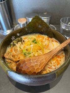 濃厚背脂みそらーめん 桜田みそら
