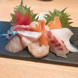魚屋の寿し魚錠師勝店
