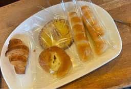 BAKERY HOUSE 麦