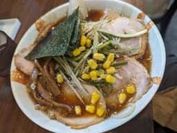 らーめん ぎょうざ 治ーはるー らいおん 百草店