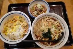 山田うどん 下新井店