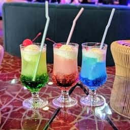 ニーナナ喫茶