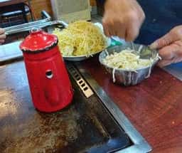 山下にこにこ庵