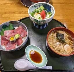 食事処日の出