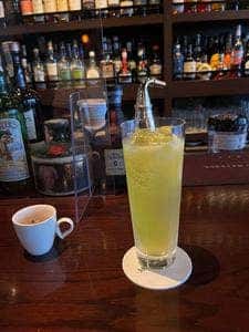 MOMOTA Bar