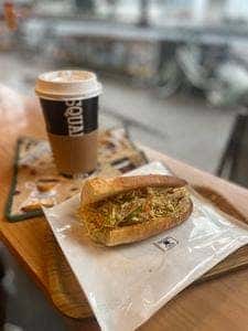 SQUARE Cafe 蔵前店