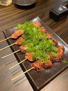 炭焼牛串しまだや