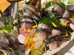 産直青魚専門 御厨