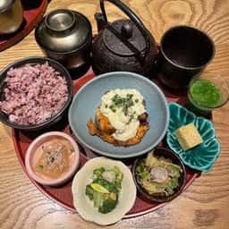地下食堂 mogura