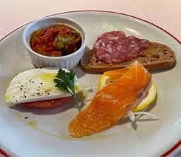 ピッツェリア エズ