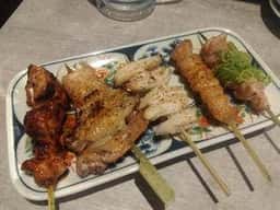 鶏出汁餃子と焼鳥 つじや 七条店