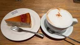 パパジョンズ 六角店