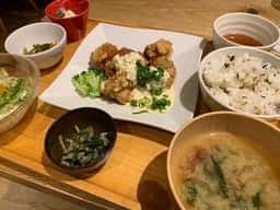 おぼんdeごはん 三宮オーパ2店