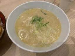からあげ、定食、丼 がブリチキン。 則武新町店