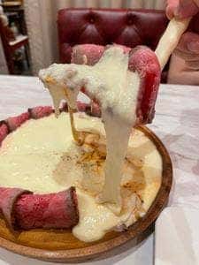 シカゴピザ&スフレオムレツ Meat&Cheese ARK 2nd 新宿店
