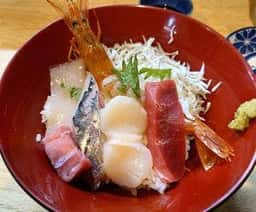 魚で昼飲みもりやま