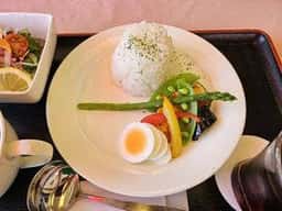 梅の庭