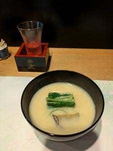 貴与次郎