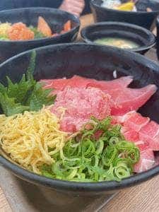 浜丼食堂 黒潮市場