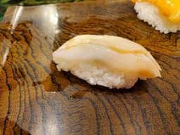 立喰い寿し すしつね